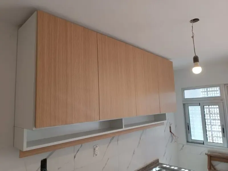 Mueble Aéreo 90cm – Puerta Rebatible con Pistones a Gas – Blanco y Kendall