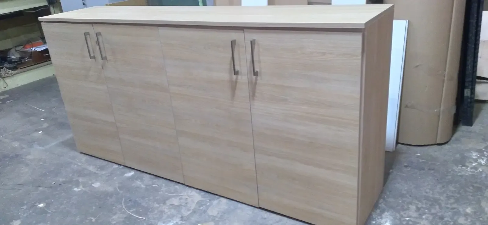 Mueble Archivador 1,30m – Estante y Puertas Batientes – Roble Natur